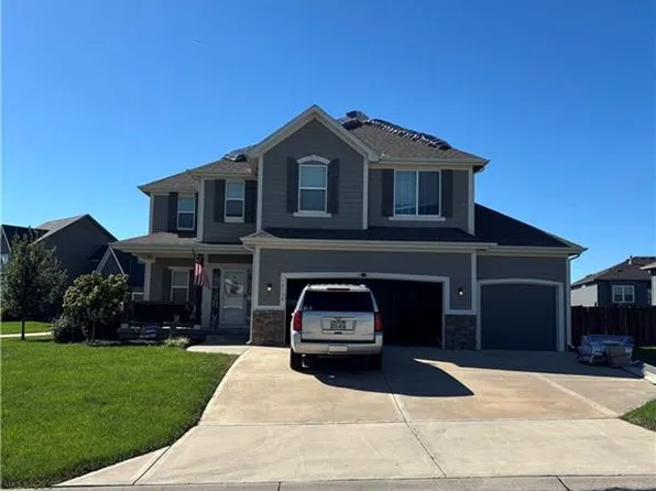 14134 S Pascal St, Olathe, KS 66061