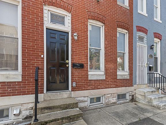 2nd image of 2219 Jefferson St