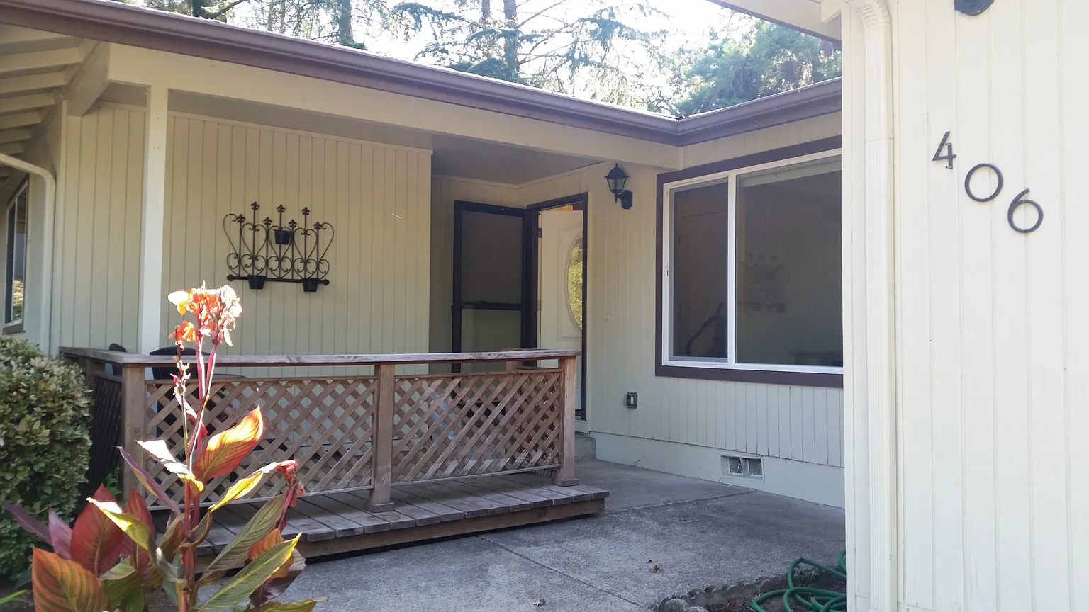 406 S 68th Pl photo 1