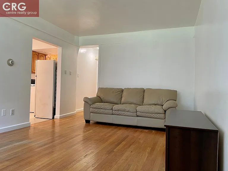 76 Euston Rd #1A — Photo 2