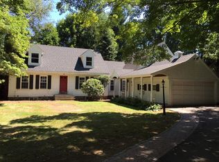 12 Old Salem Rd, Marblehead, MA 01945