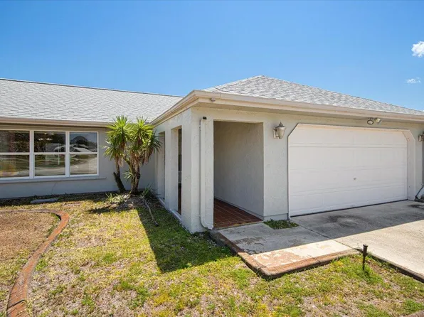 2437 SE Drayton Road, Port St Lucie, FL 34952