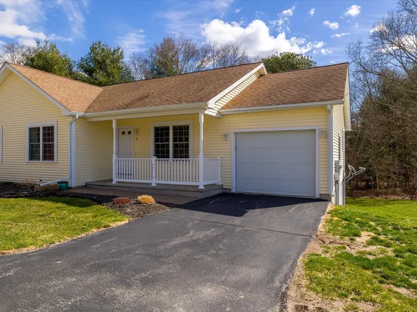 4 Bluebird Lane #4, Killingly, CT 06241