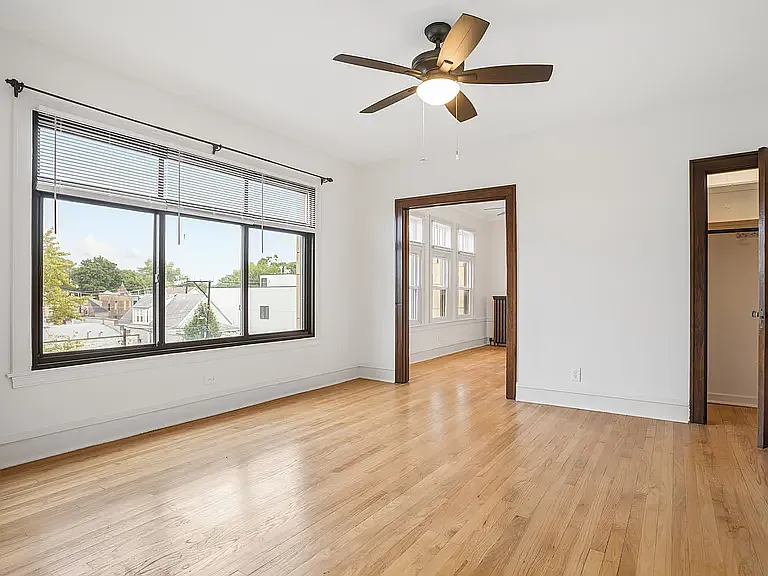 1 bed, 700 sqft, $2,000 — Photo 3