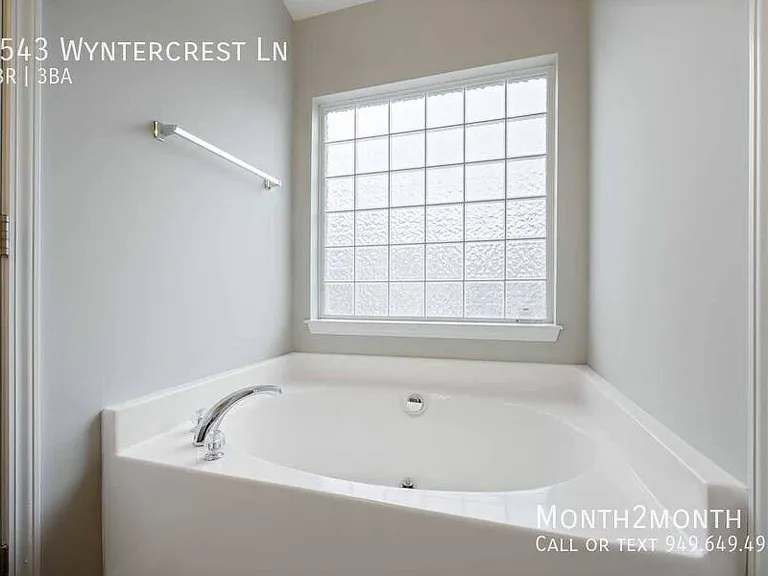 2543 Wyntercrest Ln — Photo 13