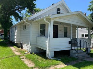 2714 N 49th St, Omaha, NE 68104