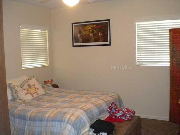 5th image of 106 E Hazel St #106
