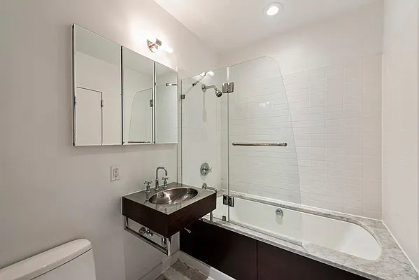 Rented by Nest Seekers International | media 14