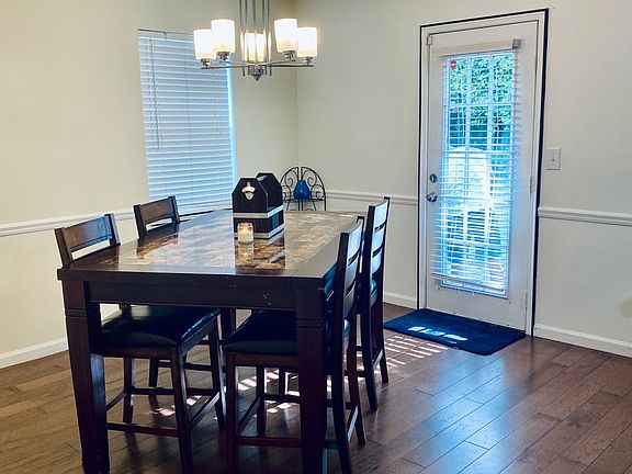 Open floor dining room