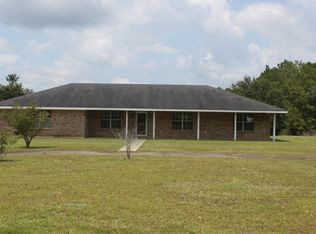 16493 Three Rivers Rd, Biloxi, MS 39532