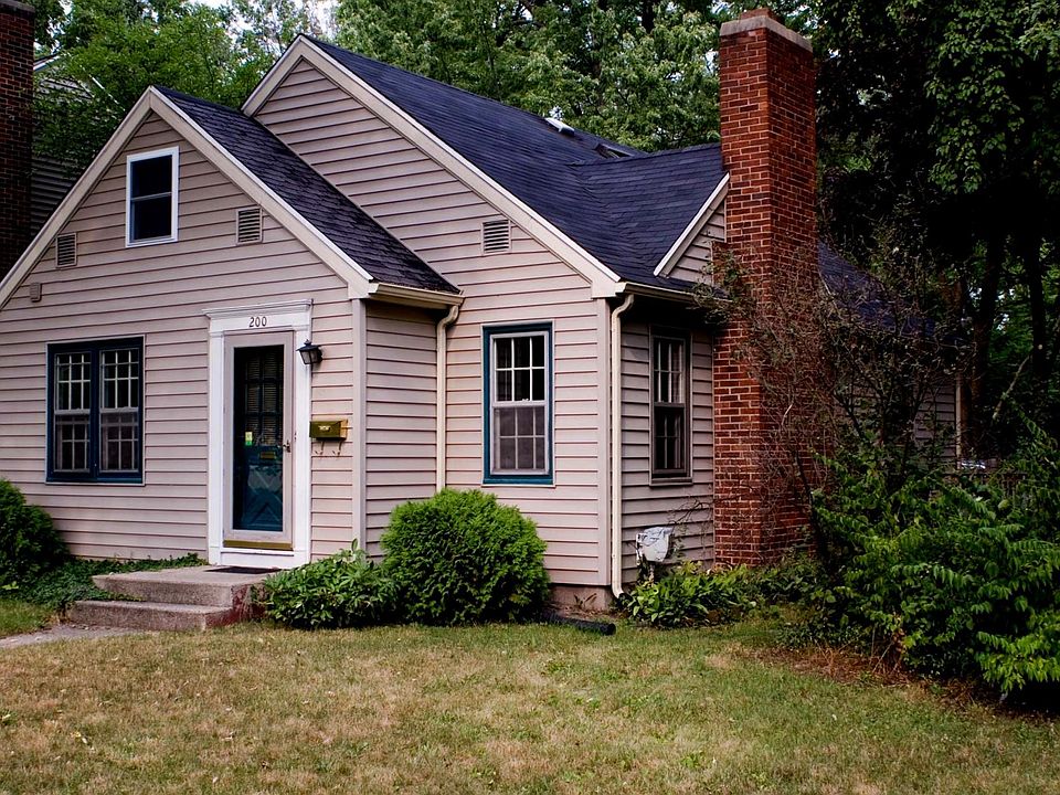 1st image of 200 Milford St