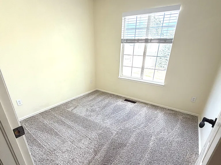8762 Wildrye Cir — Photo 32