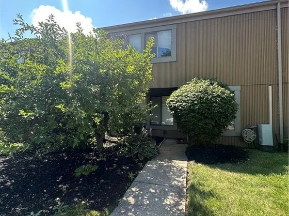 4763 Shaunee Creek Dr, Dayton, OH 45415