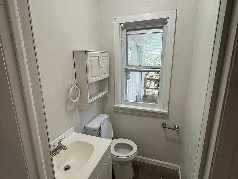 934 N National Ave — Photo 29