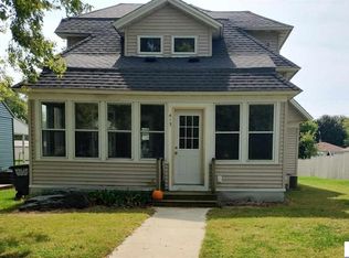 413 North St W, Amboy, MN 56010