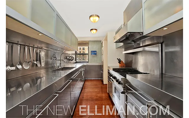 Sold by Douglas Elliman | media 19