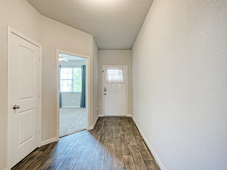 125 Jubilee Dr — Photo 3
