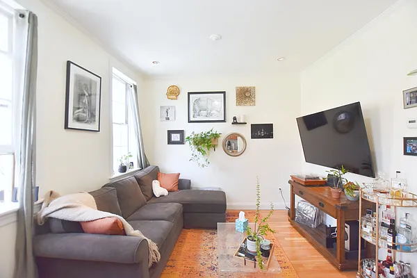 Rented by Compass | media 6