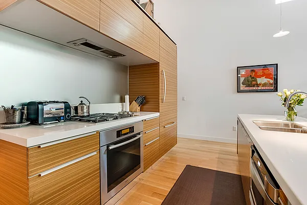 Sold by Bedford 6 Real Estate | media 7