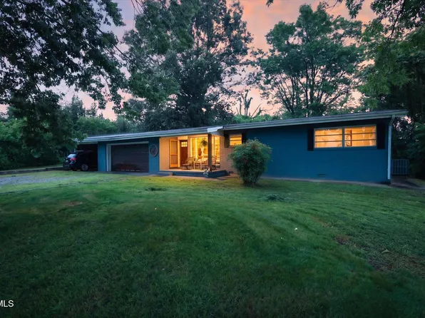 130 Skyhigh Dr, Newport, TN 37821