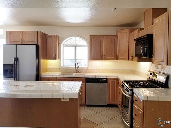 5th image of 1743 Desert Gardens Dr