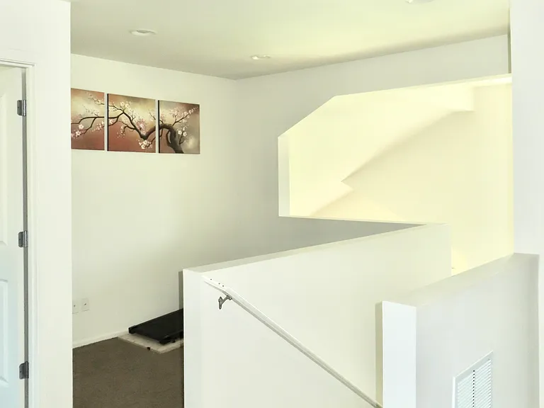 6617 Douglas Ave SE — Photo 14