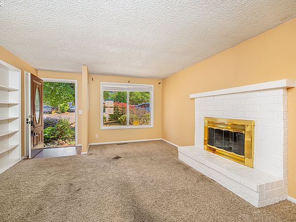 3rd image of 1480 Carobelle Ct