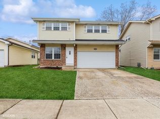 18210 Idlewild Dr, Country Club Hills, IL