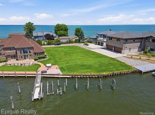 33126 N River Rd, Harrison Township, MI 48045