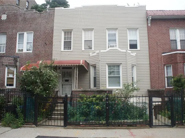 2752 Holland Ave, Bronx, NY 10467