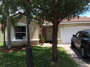 4936 SW 32nd Way, Fort Lauderdale, FL 33312