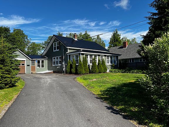 4th image of 106 School Street