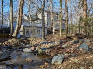 8018 Riverside Dr, Cabin John, MD 20818