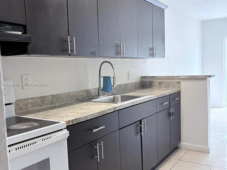 2203 Taft St #B — Photo 17