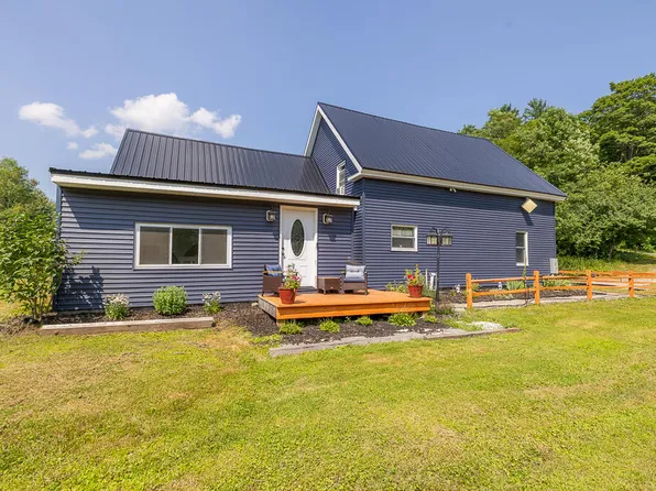 3190 Middle Road, Sidney, ME 04330