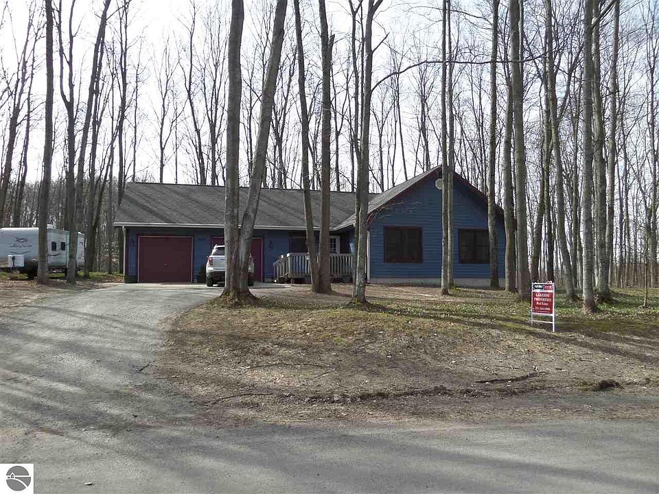 1st image of 5821 Schreck Ln