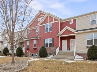 7786 Madelyn Creek Dr, Victoria, MN 55386