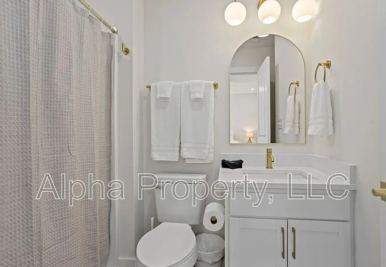 5 McDade St #A — Photo 20