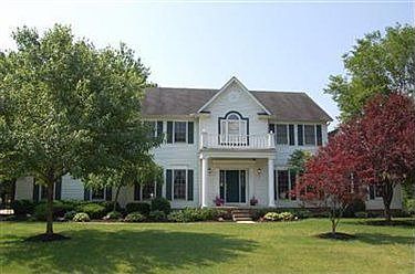1st image of 7562 Foxdale Cir