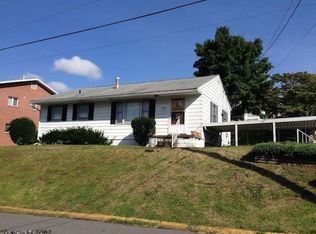233 Riverview Ct, Morgantown, WV 26501