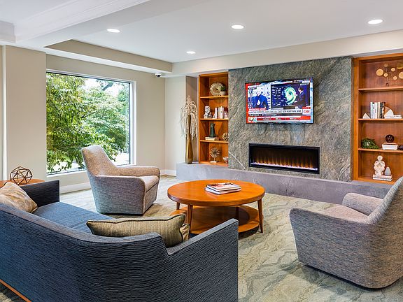 1443 Beacon - Community Lounge