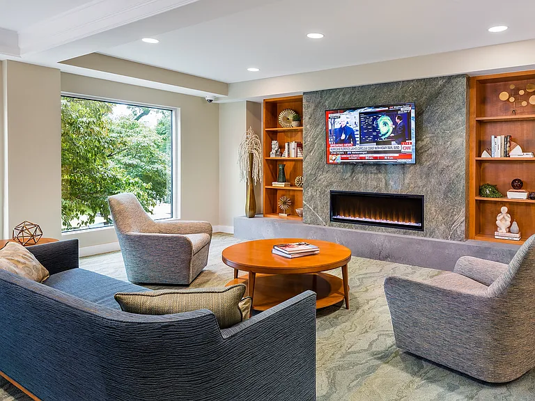 1443 Beacon - Community Lounge