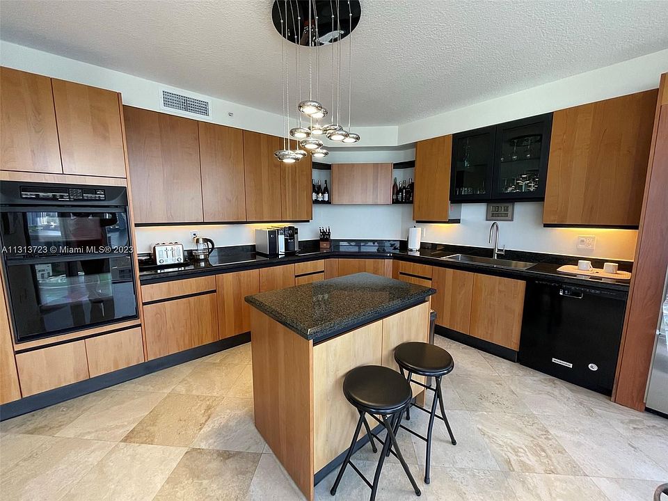 1st image of 17555 Collins Ave APT 2604