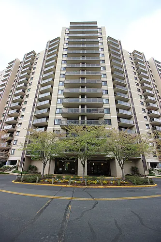 307 Yoakum Pkwy #1701 Photo 1 307 Yoakum Pkwy #1701 Photo 1
