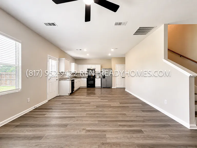 419 Covington Cv — Photo 10