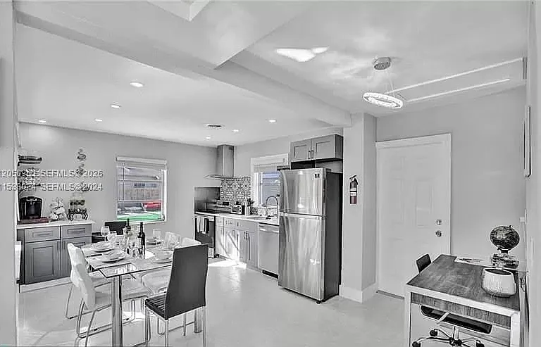 608 N 24th Ave — Photo 3