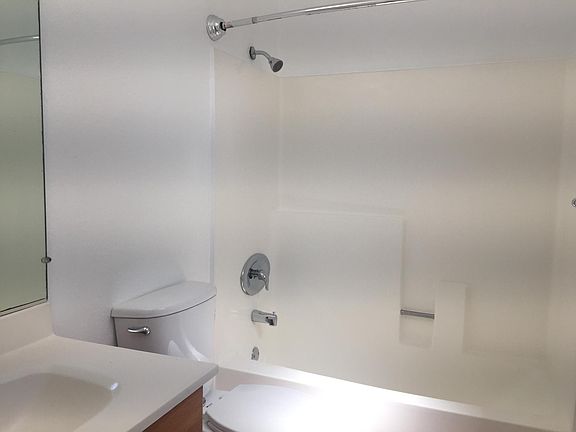 2nd image of 3075 B St