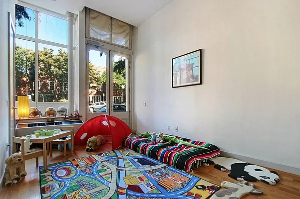 Rented by Corcoran | media 23
