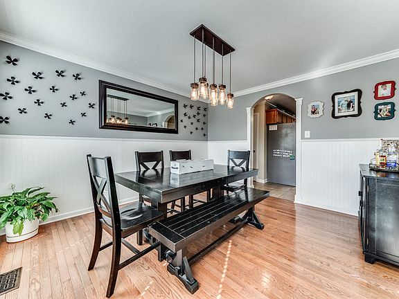 4th image of 816 Hidden Glen Ln