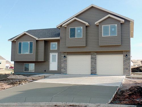 2nd image of 133 Corbin James Ct